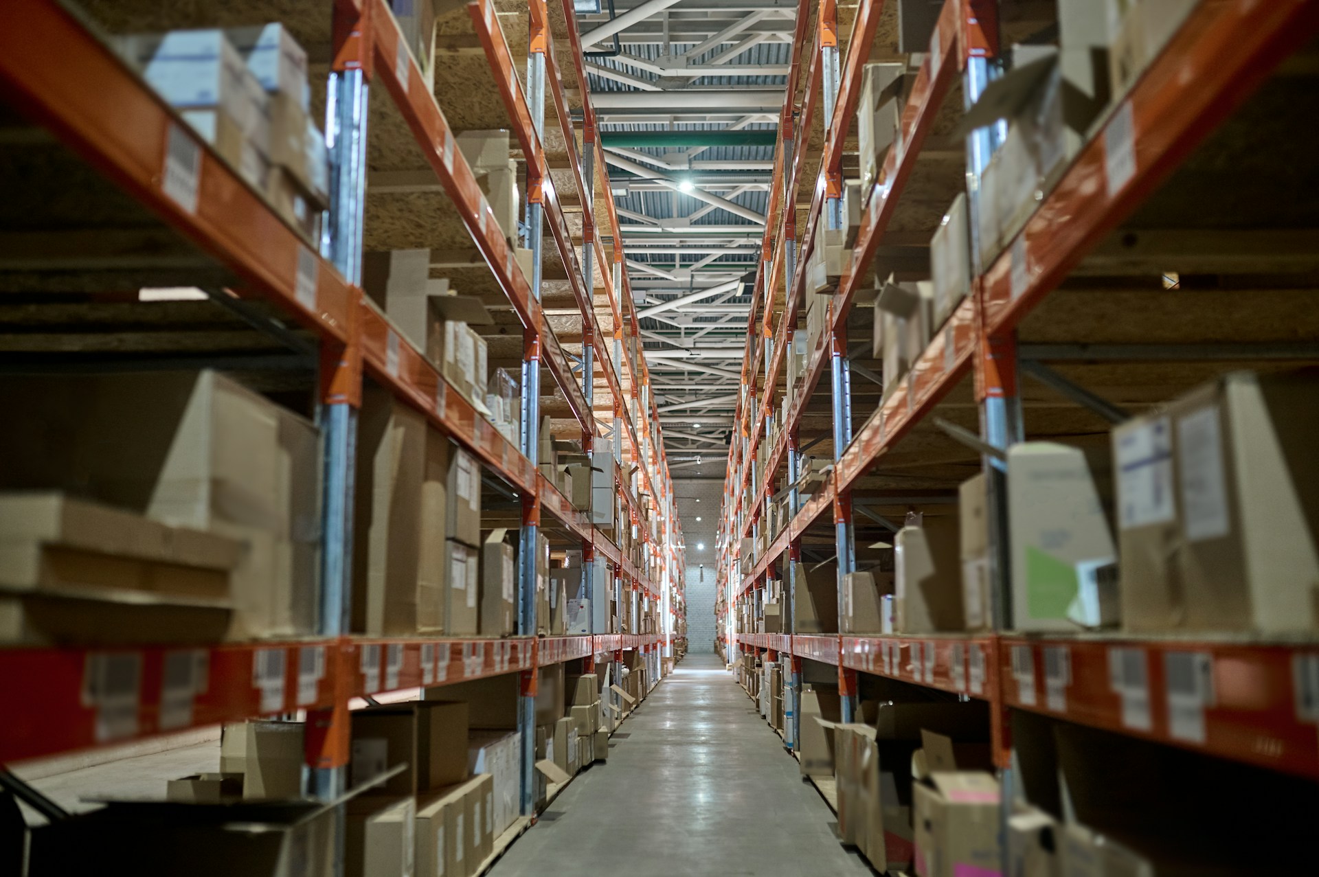 custom warehousing